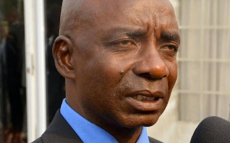 Bitakwira à ses collègues députés: « Le peuple qui nous regarde, pense que nous sommes des inconscients »