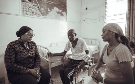 L’appel à l’aide de Pascal Poba émeut la RDC : la ministre de la Culture se rend à son chevet