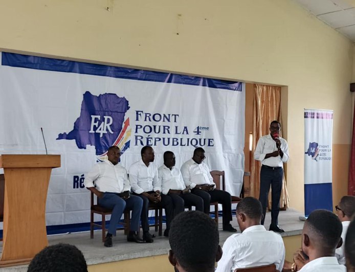 Le Front pour la 4e République propose l’universalité de la limitation des mandats électifs