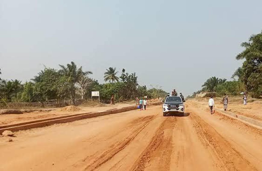 RN1 au Kasaï-Oriental : la population riveraine réclame le remplacement de l'entreprise JMC jugée moins performante dans la construction