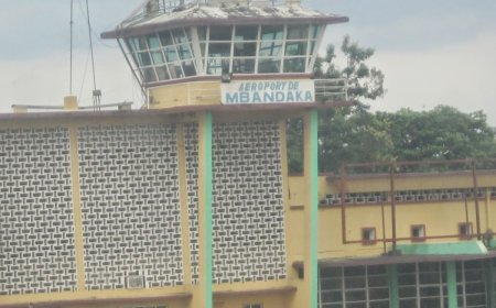 Début des travaux d’installation du système de balisage nocturne à l’aéroport de Mbandaka