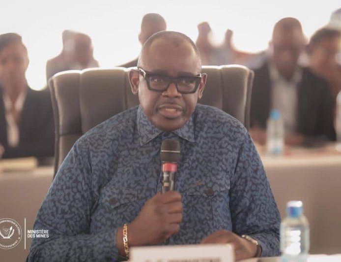 Cadre de concertation gouvernement - industrie minière : Watum Kabamba plaide pour un secteur « transparent et compétitif »